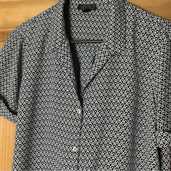 OLM button down shirt - Picture 2 of 7